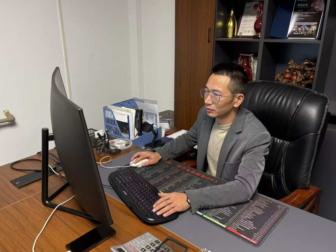 垫资400万险破产，他靠跨境AI“打工人”逆袭，三年做到2000万 - ��ý���鱨��վ